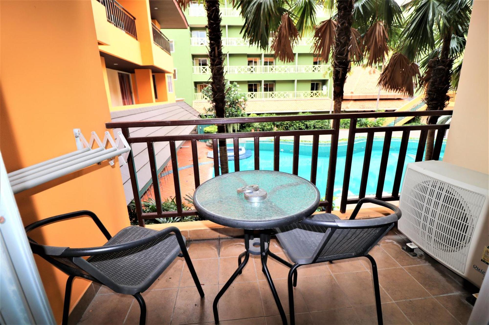 Mind Resort Паттайя Экстерьер фото