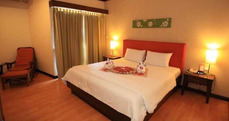 Mind Resort Паттайя Экстерьер фото